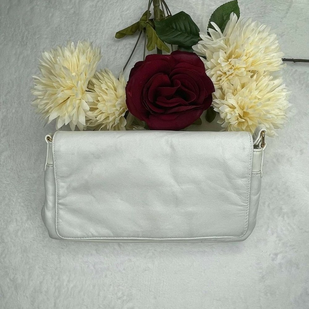 Vintage Marlo White Leather Purse Travel Shoulder Bag